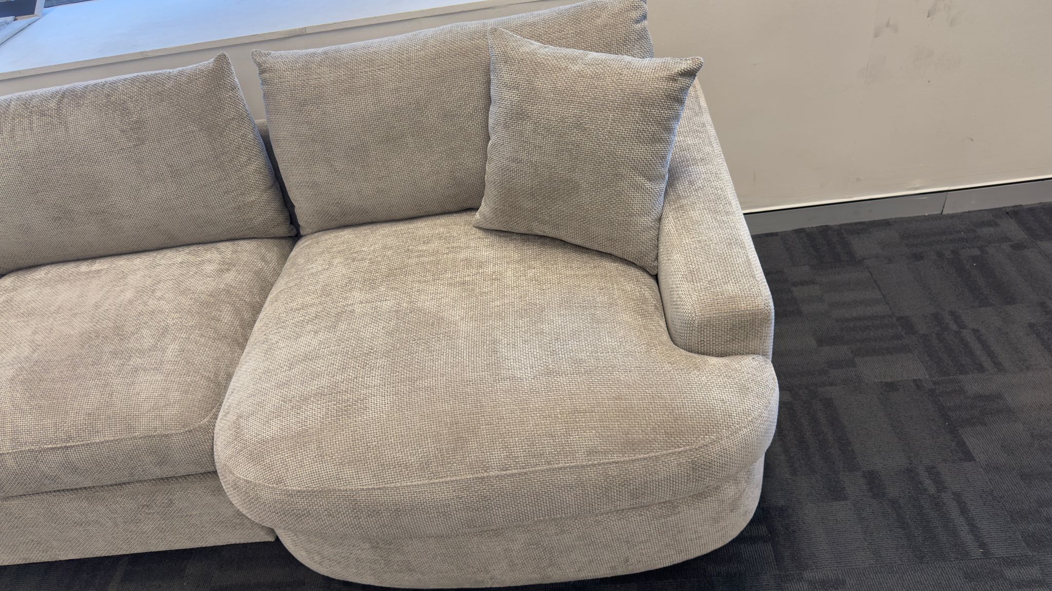 Solstice 3-Seater Curved Sofa
