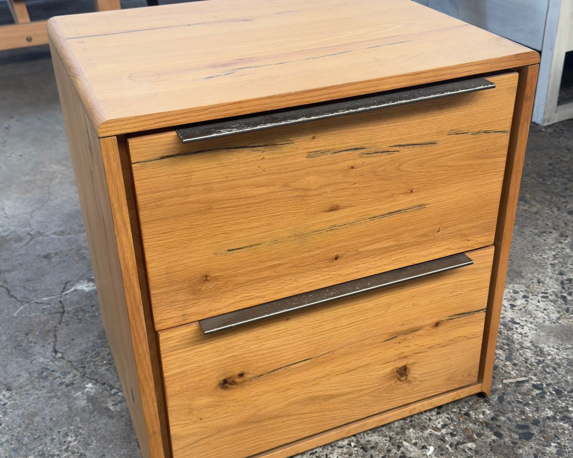 Newcastle 2-Drawer Bedside Table